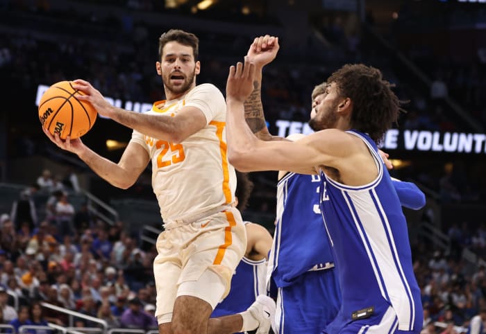 Santiago Vescovi, Tennessee G